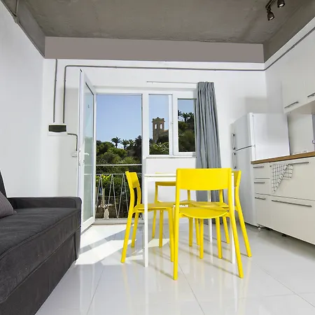 Nula Aparthotel San Ġiljan