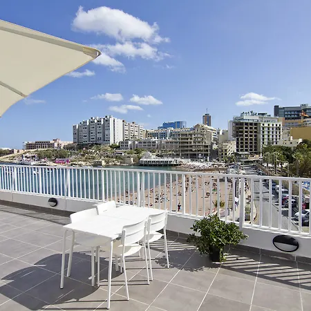 Aparthotel Nula 3*