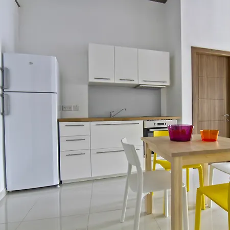 Aparthotel Nula Saint Julian's