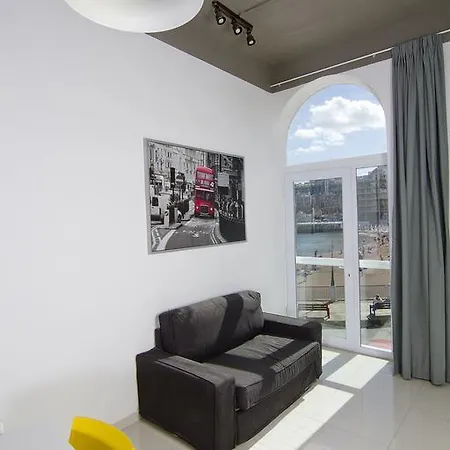 Apartmanhotel Nula San Ġiljan